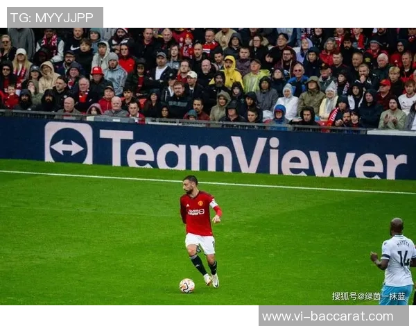 曼联求购巴莱巴115亿镑状态不佳本赛季已三次半场被换