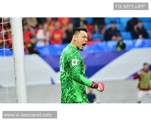 王大雷36岁庆祝里程碑荣获两件中国顶级联赛出场数纪念球衣