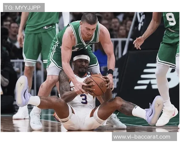 比尔首场比赛表现出色上半场完美命中率贡献12分2篮板正负值5