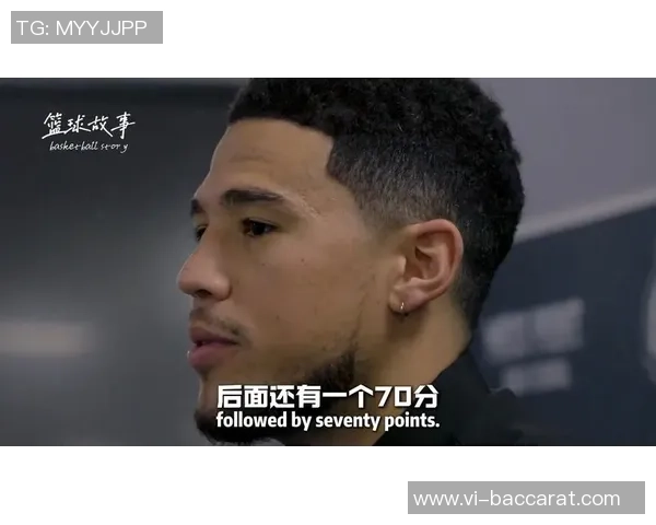 布克上半场表现出色17分钟内高效贡献13分5助攻2抢断助力球队攻防两端 布克上半场表现出色17分钟内高效贡献13分5助攻2抢断助力球队攻防两端