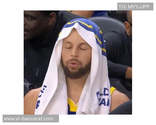 勇士半场比赛状态低迷仅得4分库里缺阵让球队陷入困境