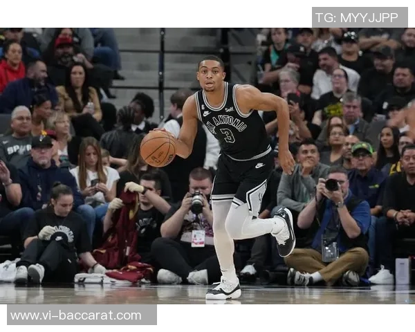 凯尔登：面对两连败全队团结一致誓言全力以赴争取胜利