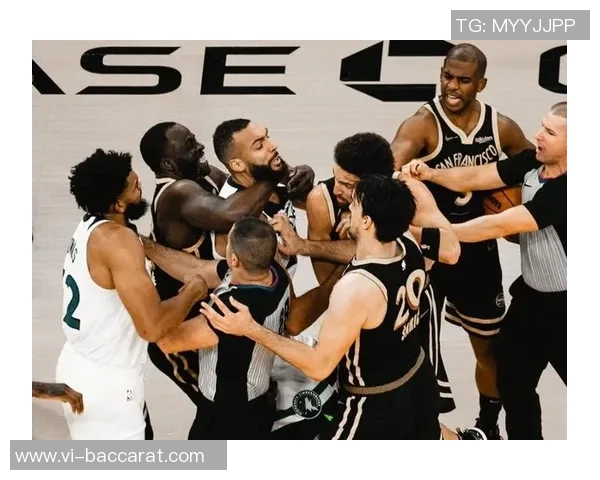 追梦合影引发回忆被青春暴揍的说唱歌手揽佬感慨格林我的青春岁月 追梦合影引发回忆被青春暴揍的说唱歌手揽佬感慨格林我的青春岁月