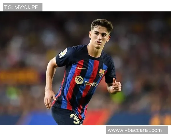 坎波斯荣获最佳足球管理者奖坚定信心带领巴黎迈向新征程